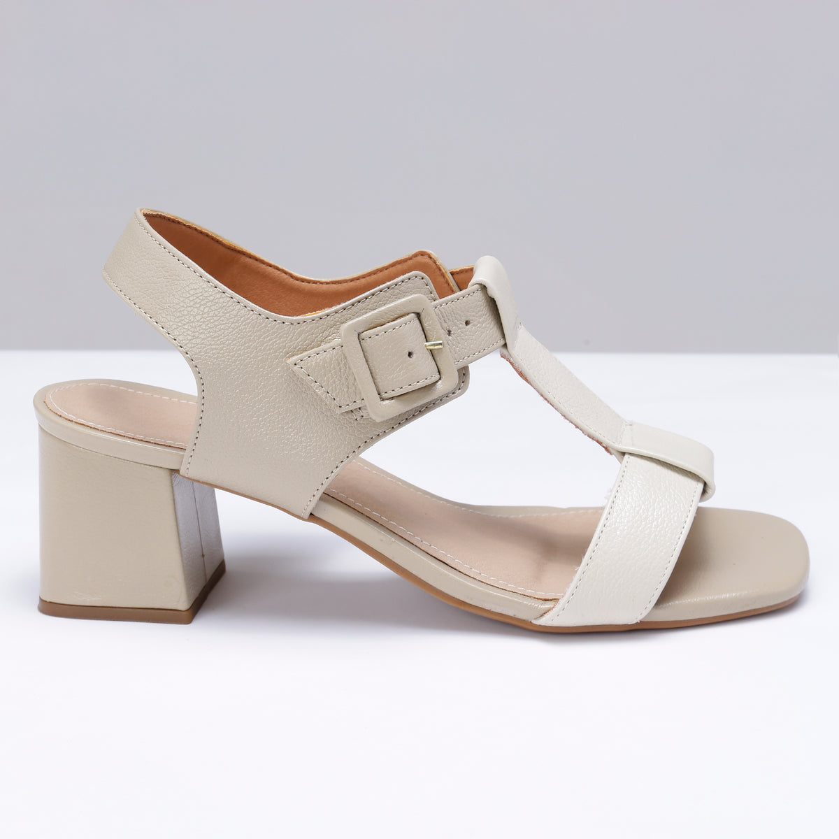 Sandália de Couro Bloco Baixo