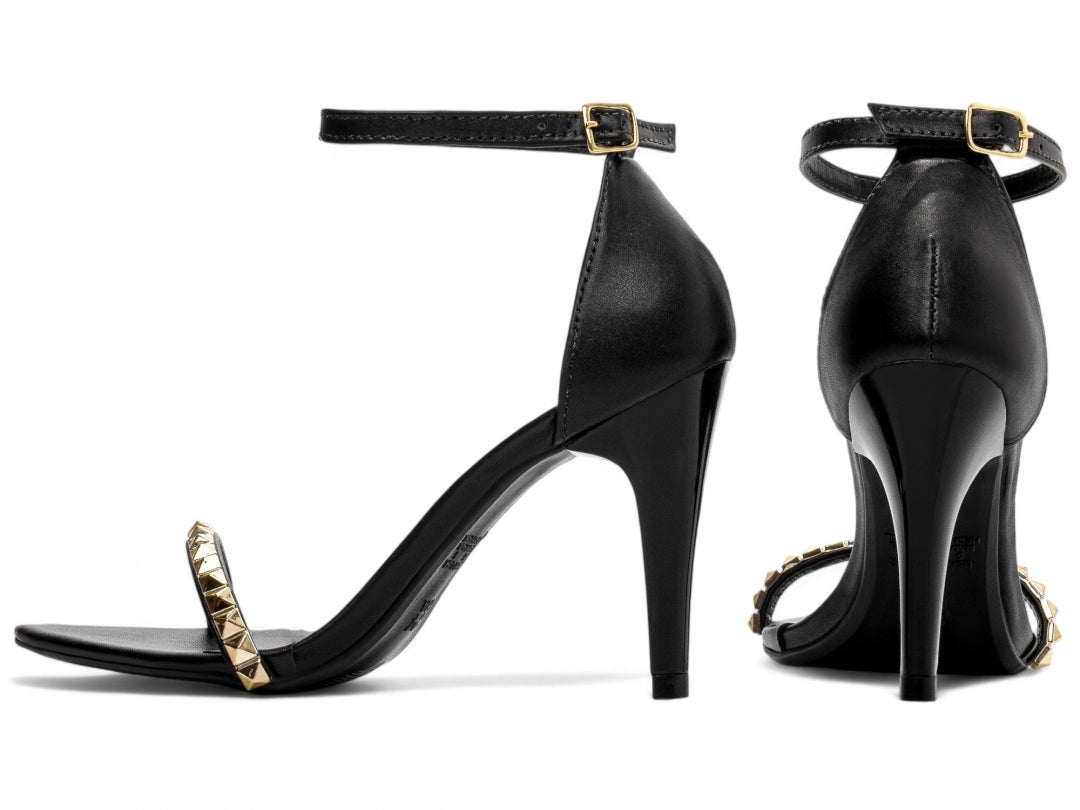 Sandália preta Maria Flor