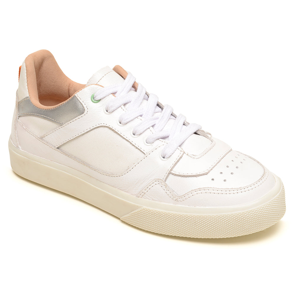 Tênis Casual em Couro Legítimo