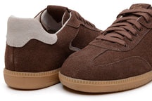 Tênis Feminino em Couro Marrom