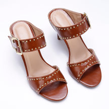MULE DE SALTO FINO COM TACHAS