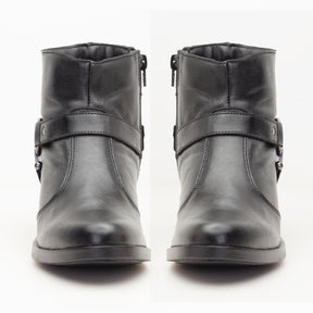 Bota de Cano Curto em Couro