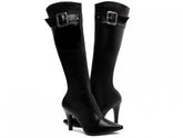 Bota Over The Knee Diva Negra – O Poder da Elegância em Cada Passo!