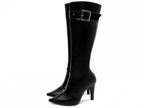 Bota Over The Knee Diva Negra – O Poder da Elegância em Cada Passo!