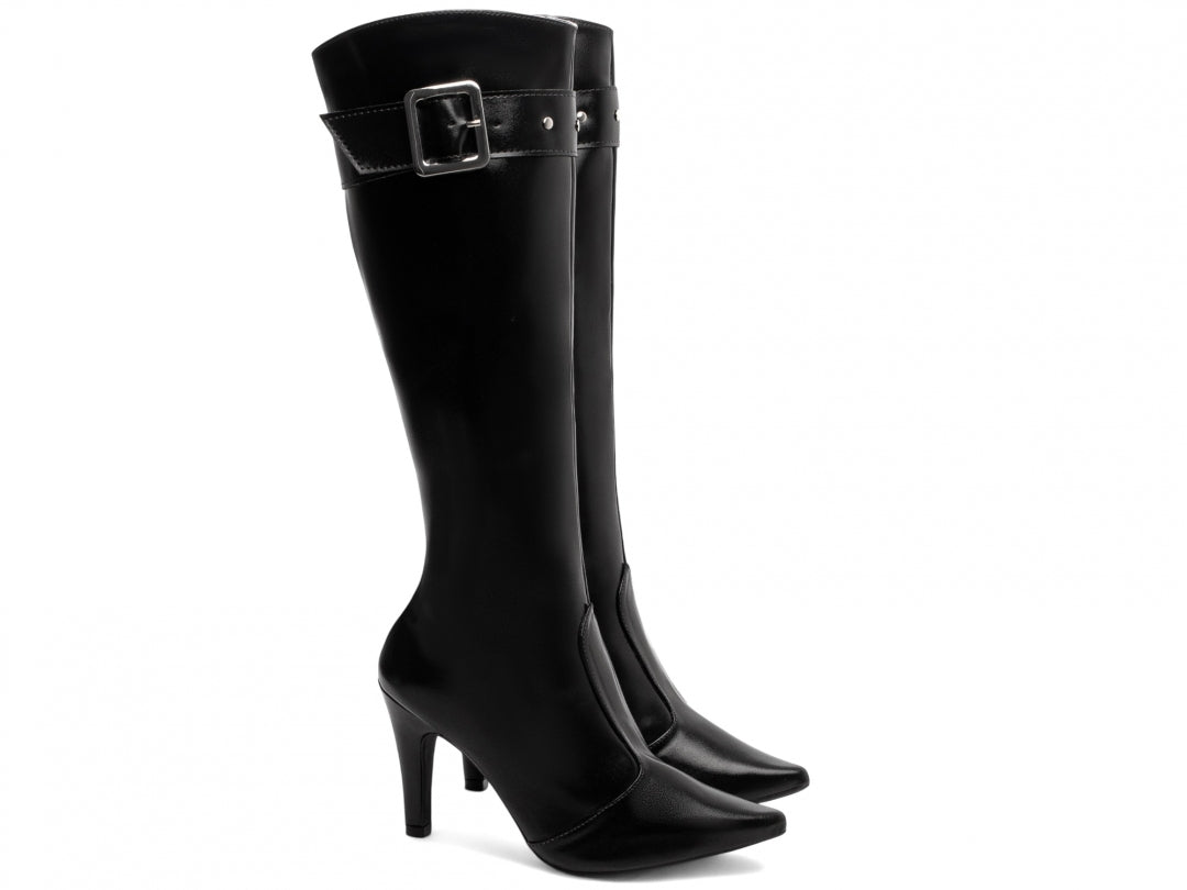 Bota Over The Knee Diva Negra – O Poder da Elegância em Cada Passo!